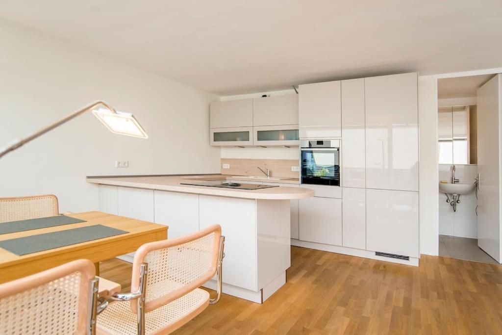 Modernes, Sonniges Appartement Im Herzen Von Duesseldorf Ngoại thất bức ảnh